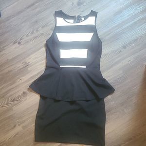 Kensie sleevless dress size small NWT